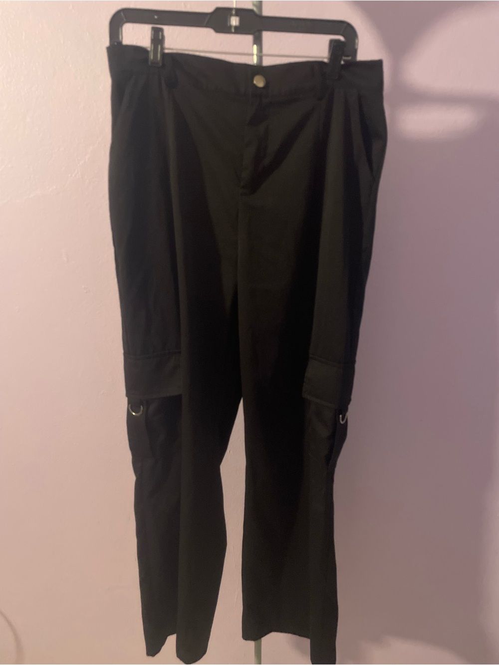 Woman Black Cargo Pants - Classic Utility Style